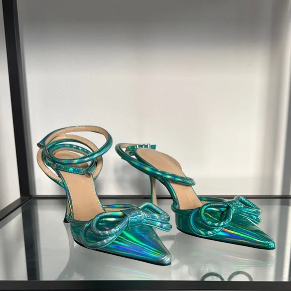 Mach & Machs - NEW - Picture 1 of 4